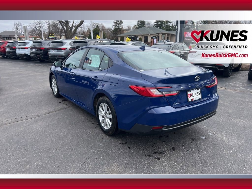 Used 2025 Toyota Camry LE FWD image 9