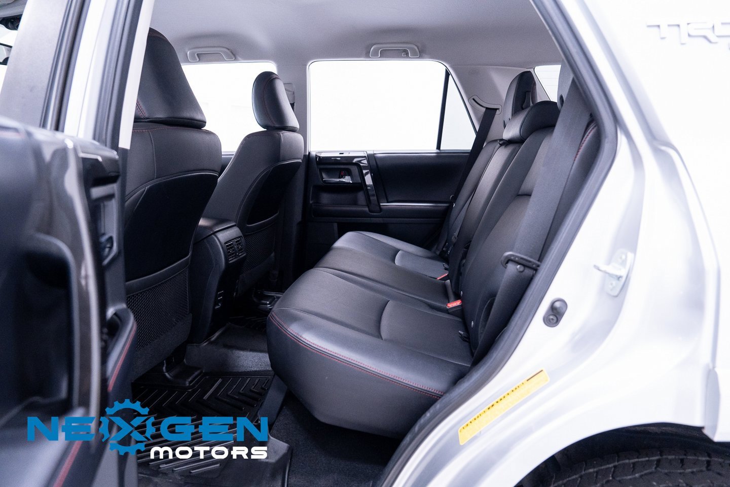 Used 2019 Toyota 4Runner TRD Off-Road Premium image 37