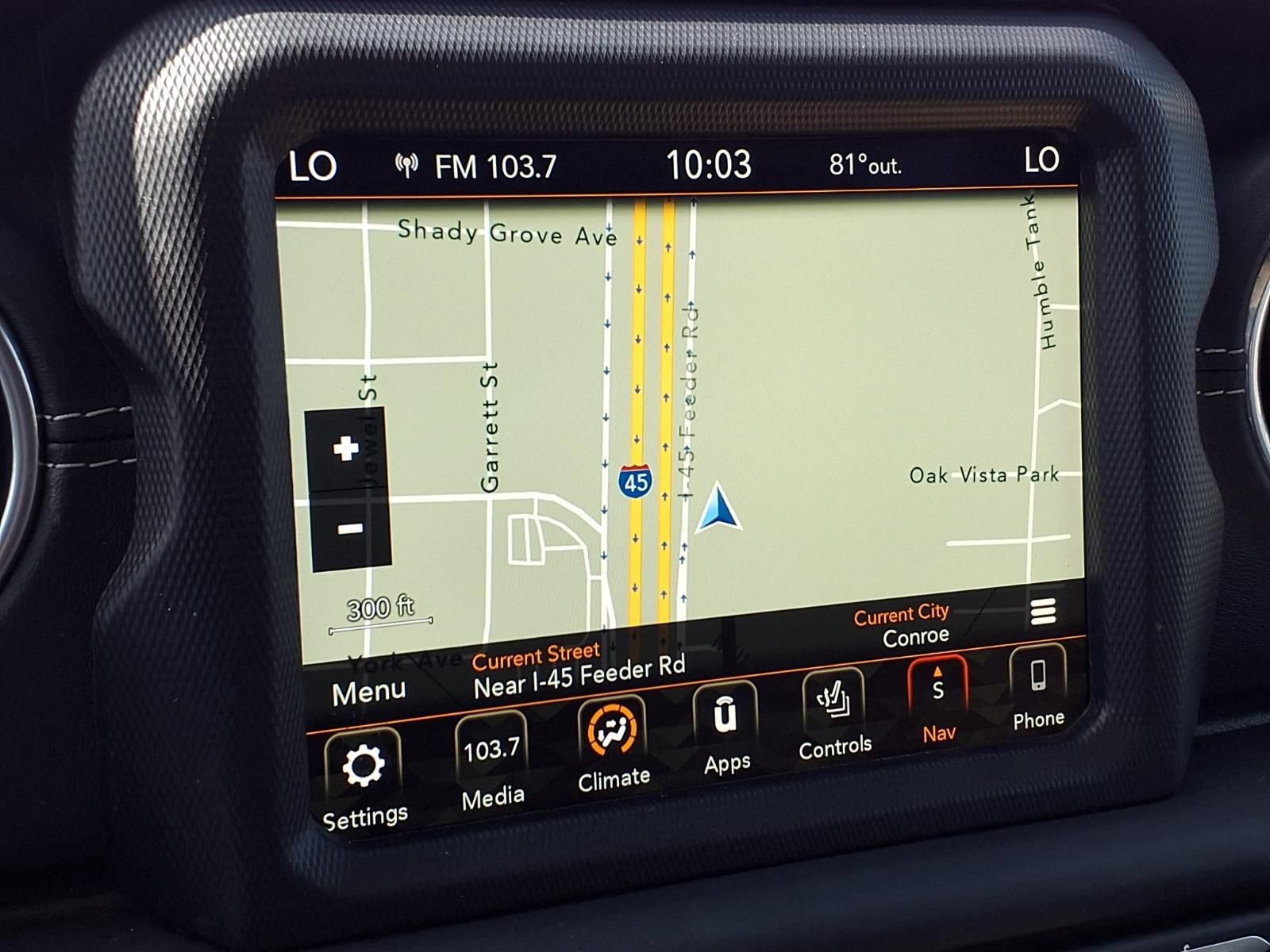 Used 2018 Jeep Wrangler Unlimited Sahara AWD/4WD image 12