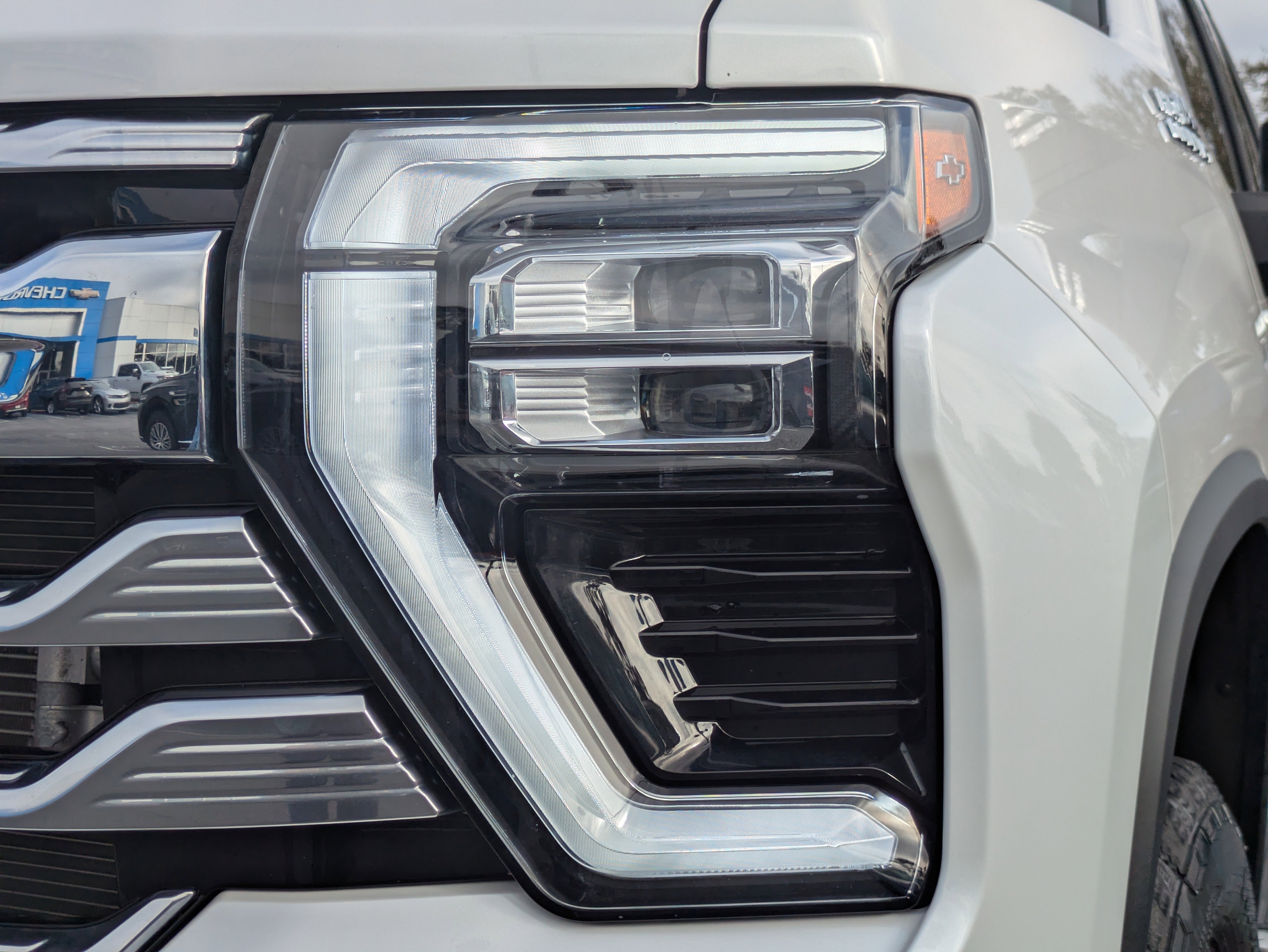 Used 2025 Chevrolet Silverado 3500 High Country w/ Technology Package image 29