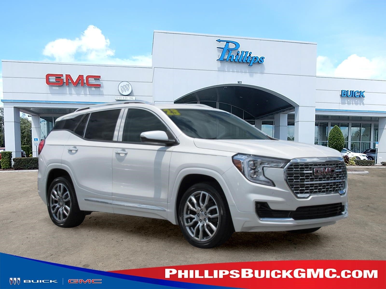 Used 2023 GMC Terrain Denali