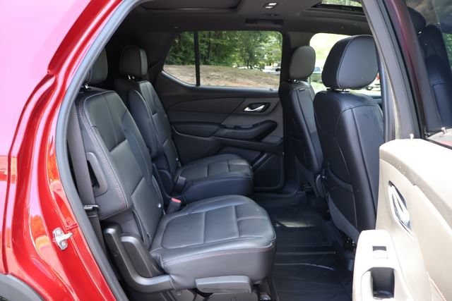 Used 2022 Chevrolet Traverse RS AWD/4WD image 26