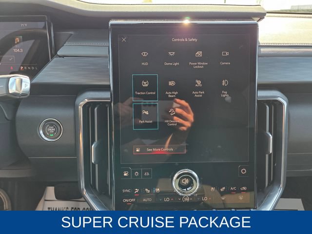Used 2026 GMC Acadia AT4 w/ Super Cruise Package AWD/4WD image 32
