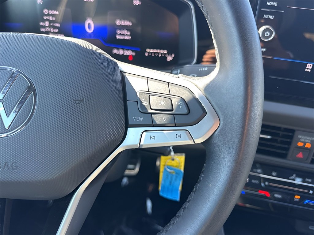 Used 2025 Volkswagen Jetta Sport image 14