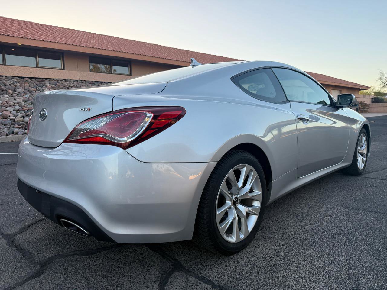Used 2013 Hyundai Genesis 2.0T RWD image 3