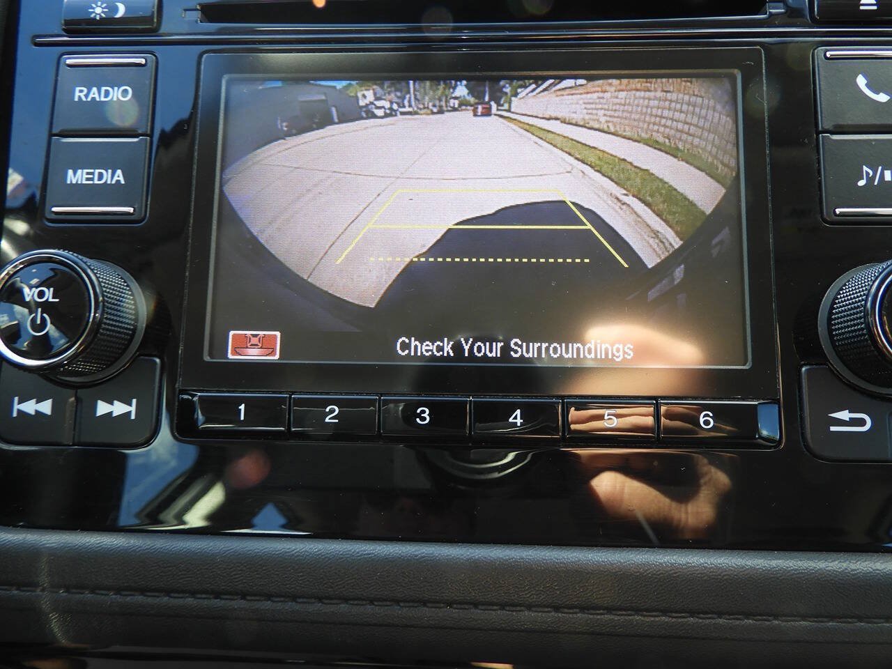 Used 2020 Honda HR-V LX image 44