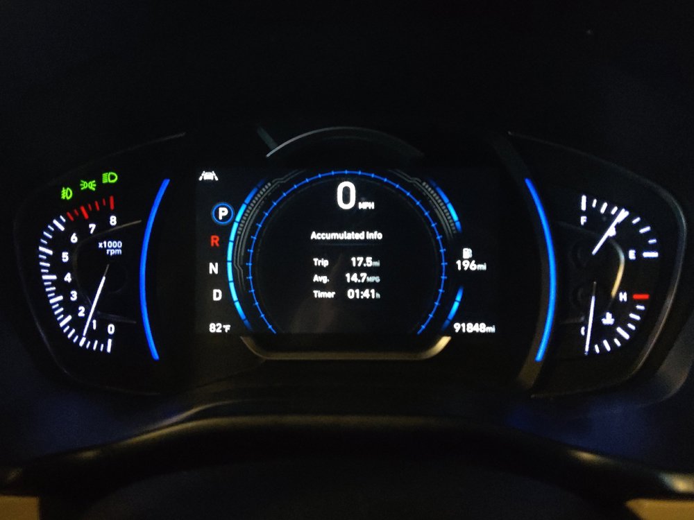 Used 2020 Hyundai Santa Fe SEL w/ Convenience + Premium Package FWD image 23