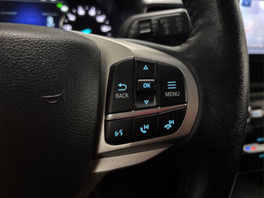 Used 2022 Ford Explorer Limited w/ Equipment Group 301A image 28