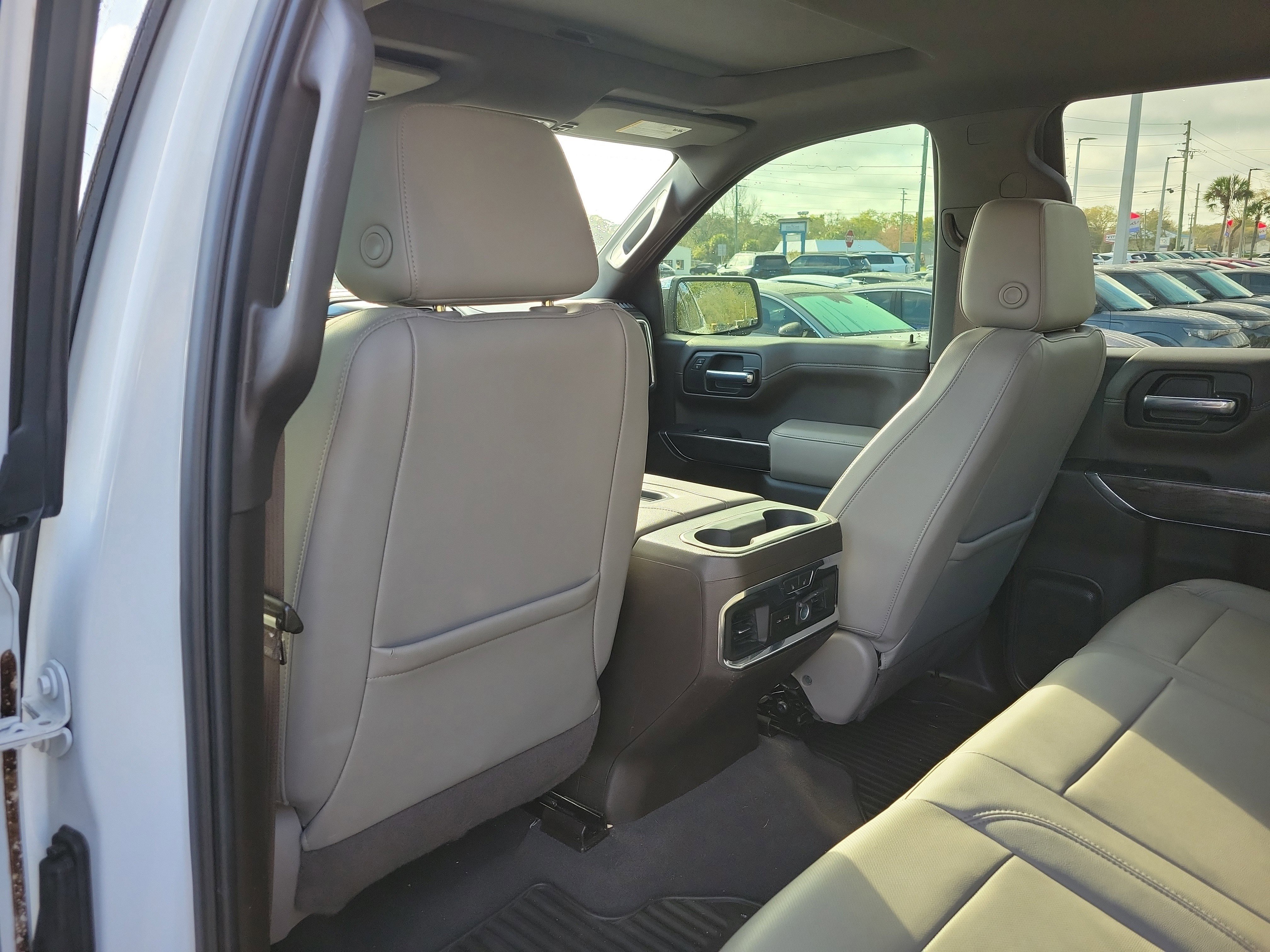 Used 2020 Chevrolet Silverado 1500 LTZ w/ LTZ Plus Package image 15