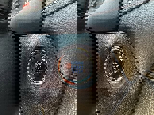 Used 2019 Toyota RAV4 XLE Premium image 23