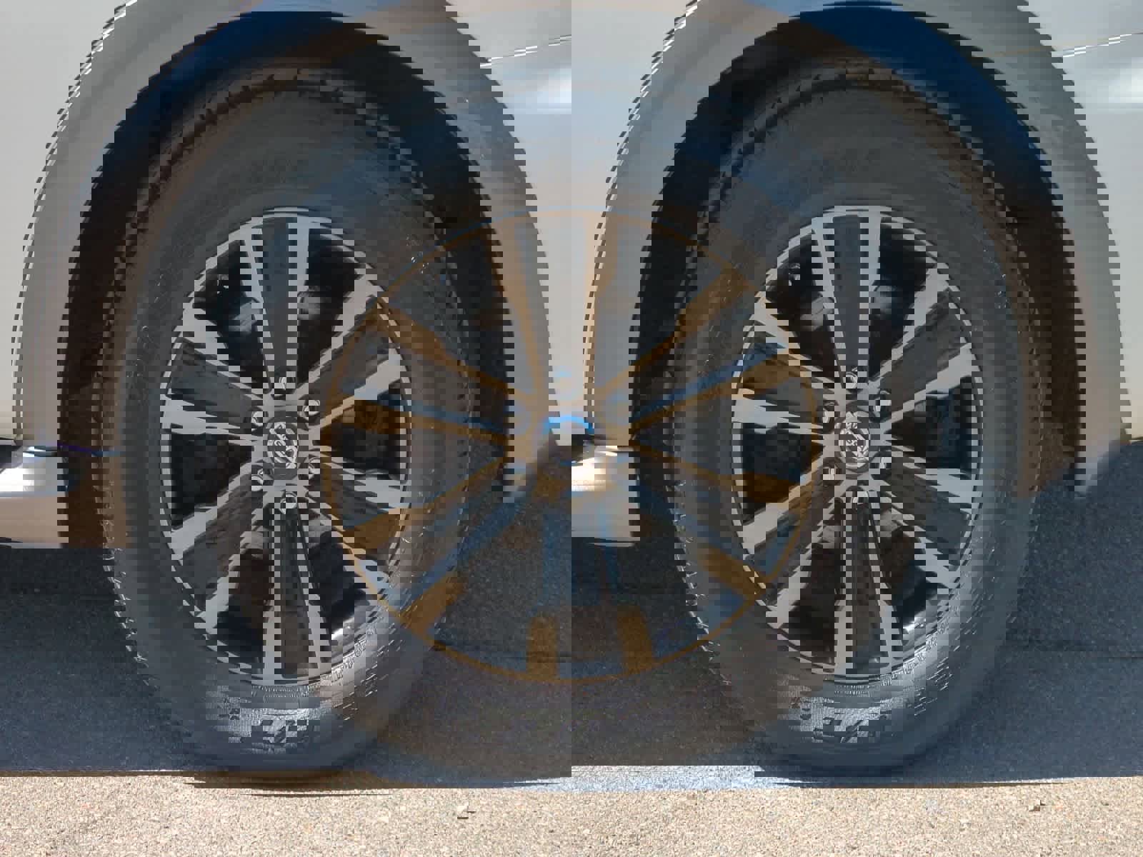 Used 2017 Nissan Armada Platinum image 14