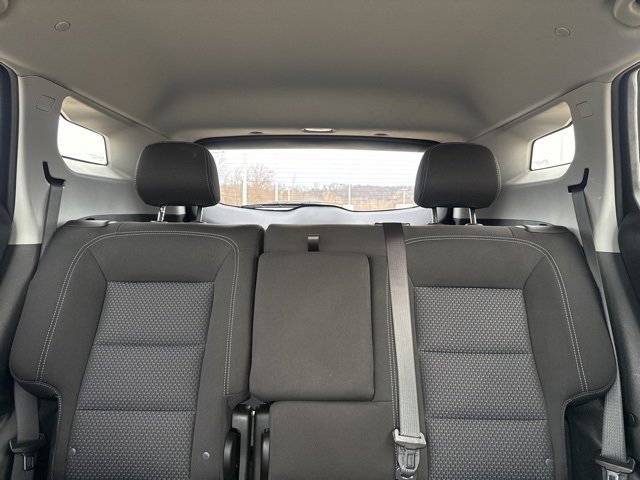 Used 2023 GMC Terrain SLE w/ Driver Convenience Package image 33