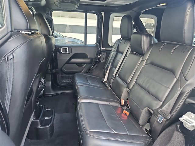 Used 2021 Jeep Wrangler Unlimited Sahara image 24