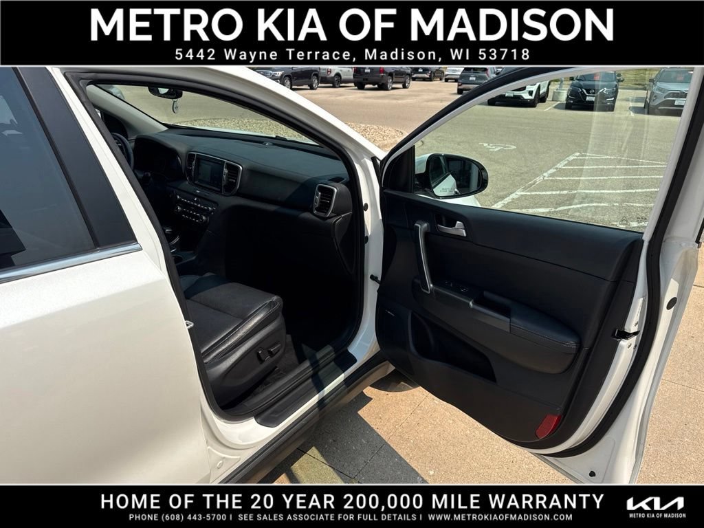 Used 2017 Kia Sportage EX w/ EX Technology Package AWD/4WD image 40