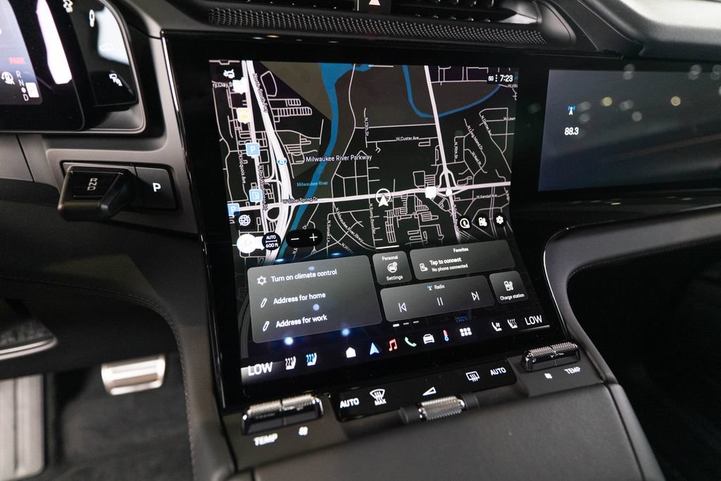 New 2026 Porsche Cayenne Electric AWD/4WD image 33