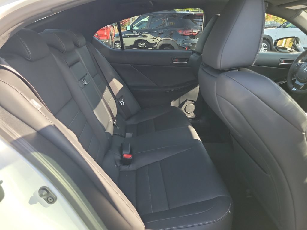 Used 2025 Lexus IS 350 F Sport RWD image 20