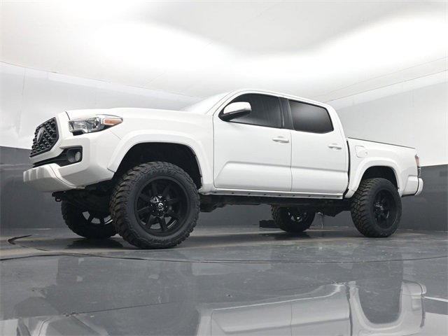 Used 2020 Toyota Tacoma TRD Off-Road image 44