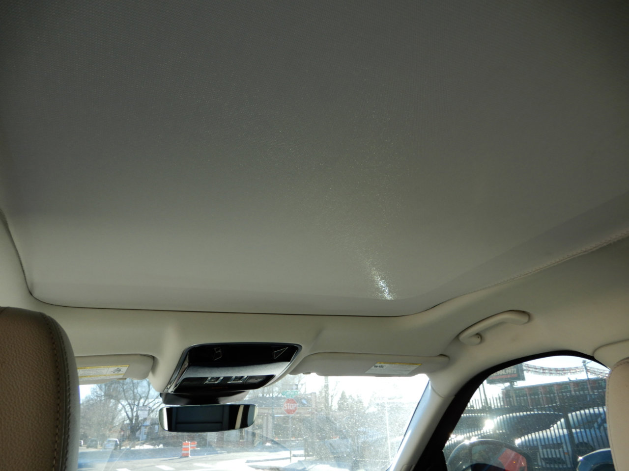 Used 2019 Land Rover Range Rover Velar S image 23