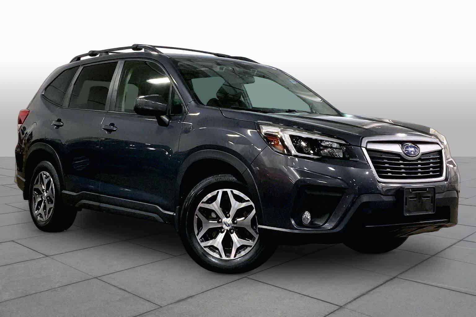 Used 2021 Subaru Forester Premium AWD/4WD image 3