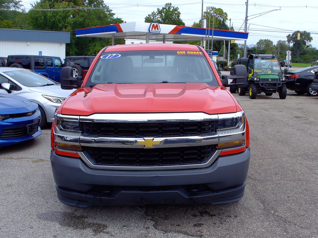 Used 2017 Chevrolet Silverado 1500 W/T w/ Trailering Package RWD image 2