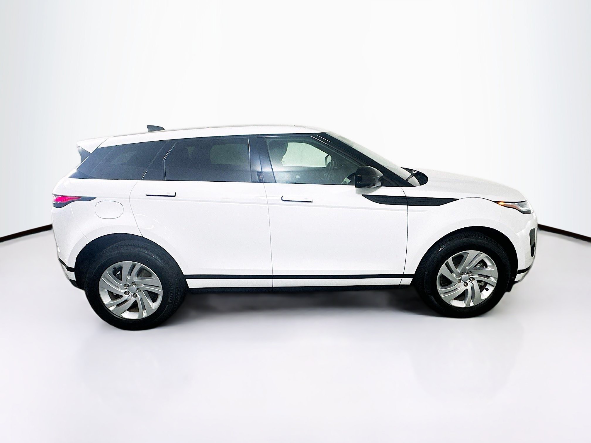 Used 2024 Land Rover Range Rover Evoque S AWD/4WD image 10