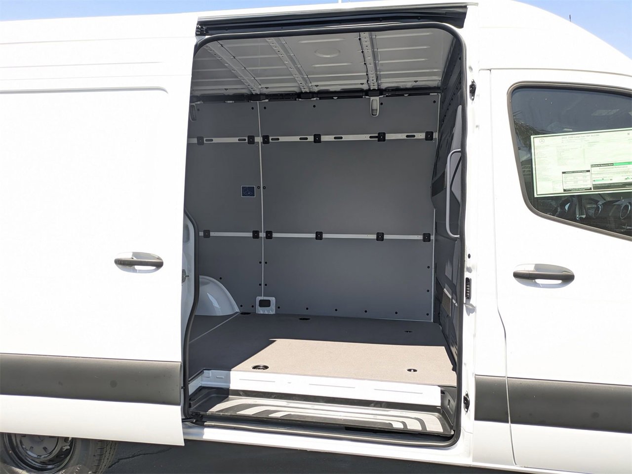 New 2025 Mercedes-Benz Sprinter 2500 image 7