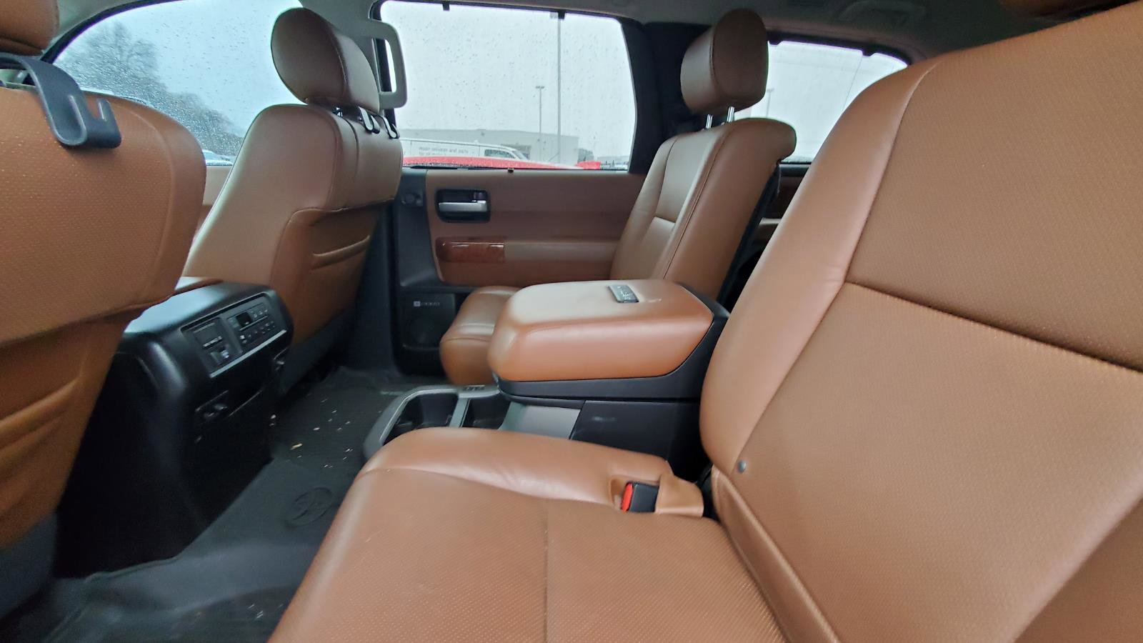 Used 2020 Toyota Sequoia Platinum image 5