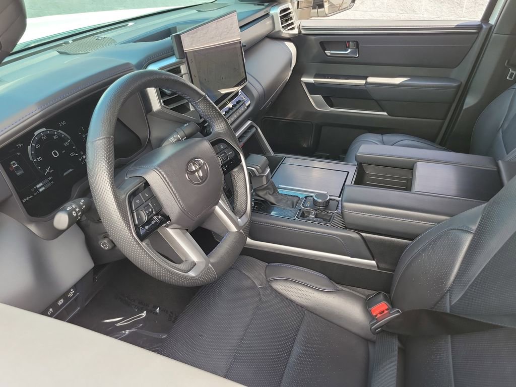 Used 2024 Toyota Tundra Platinum AWD/4WD image 3