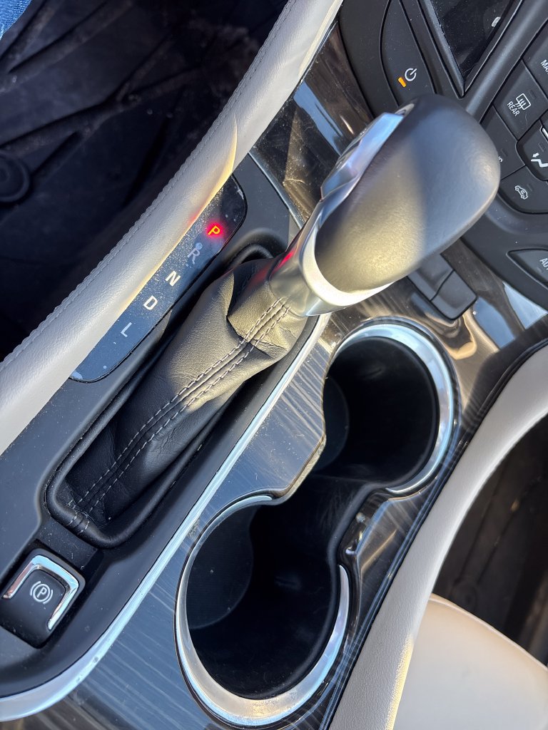 Used 2020 Buick Envision Premium AWD/4WD image 24