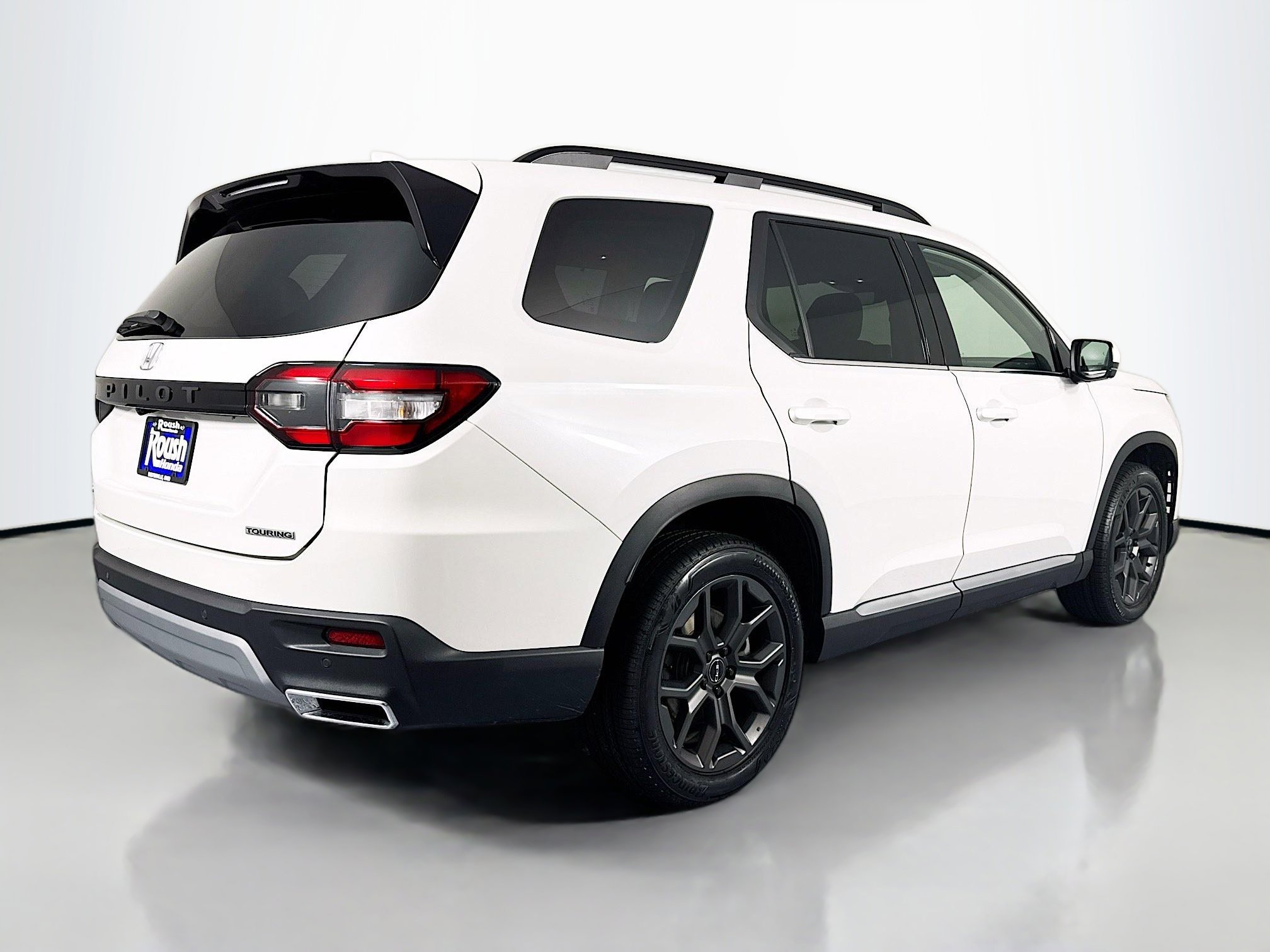 Certified 2023 Honda Pilot Touring image 5