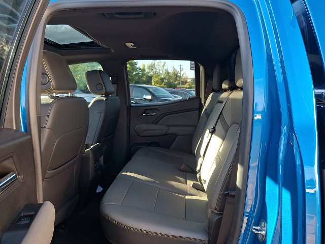 Certified 2023 Chevrolet Colorado ZR2 w/ ZR2 Convenience Package III AWD/4WD image 12