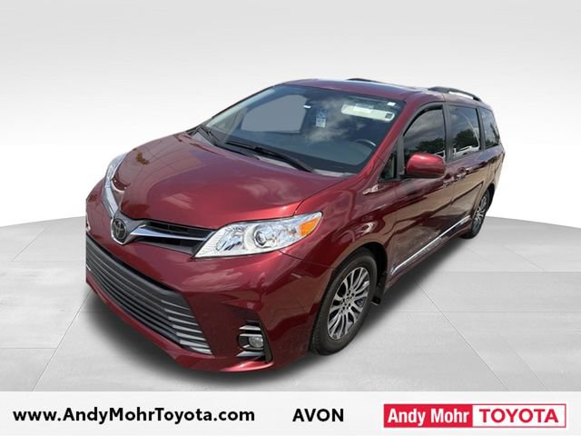Used 2018 Toyota Sienna XLE FWD image 3