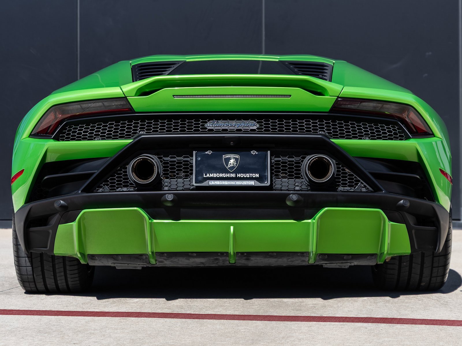 Used 2022 Lamborghini Huracan EVO image 7