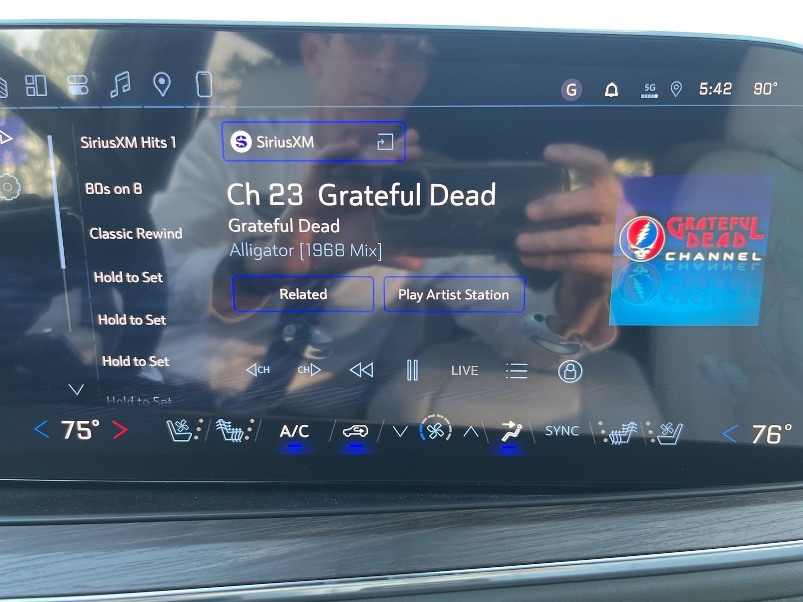 New 2026 Chevrolet Suburban Premier image 14