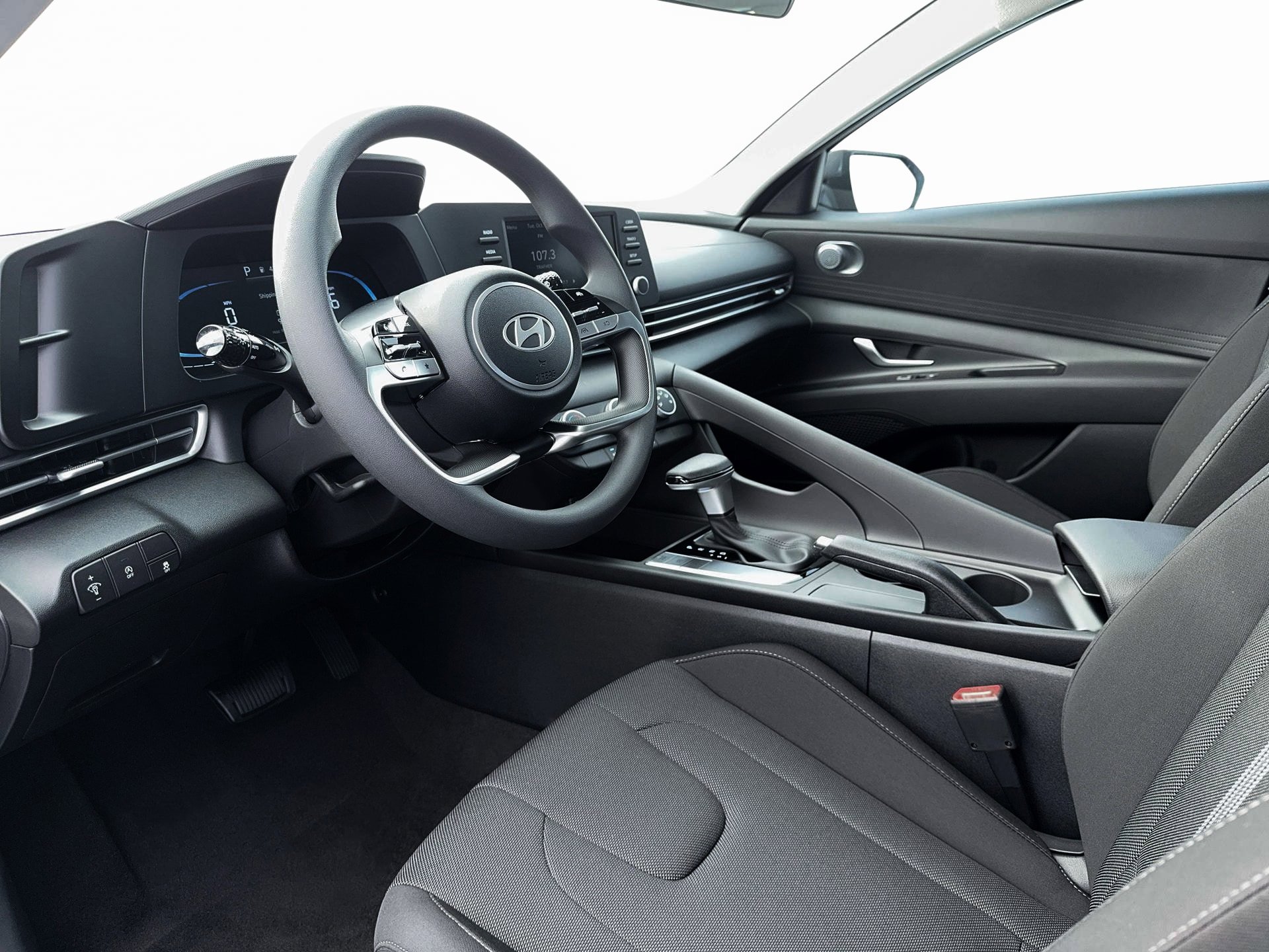 New 2026 Hyundai Elantra SE FWD image 14