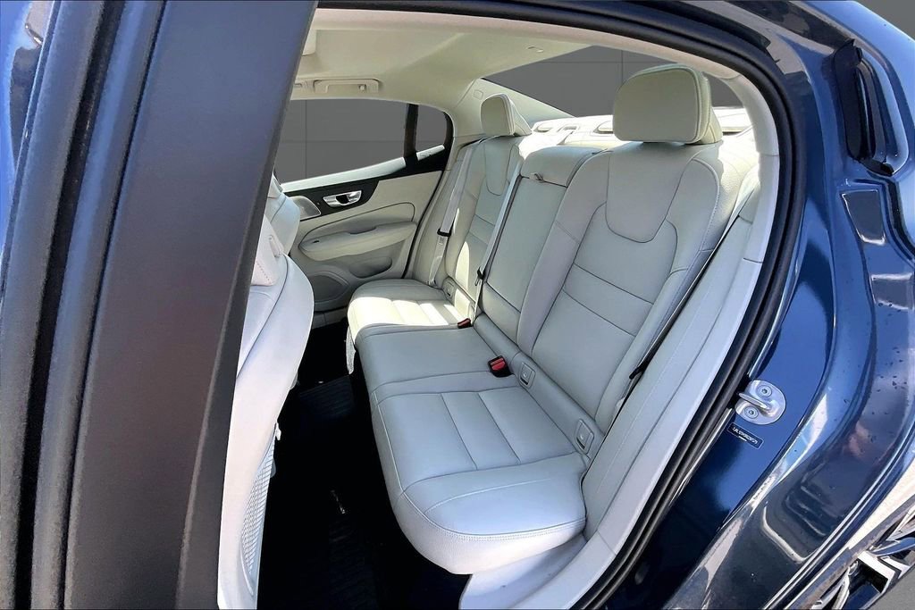 Used 2024 Volvo S60 B5 Ultimate w/ Climate Package image 26