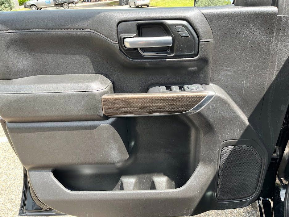 Used 2019 Chevrolet Silverado 1500 LT w/ All-Star Edition AWD/4WD image 6