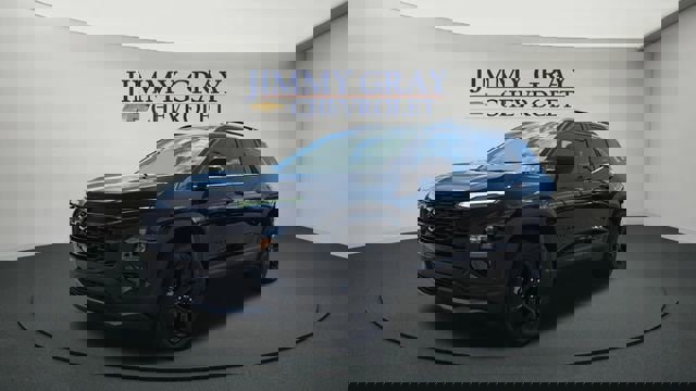 New 2026 Chevrolet Equinox LT w/ Convenience Package II image 1