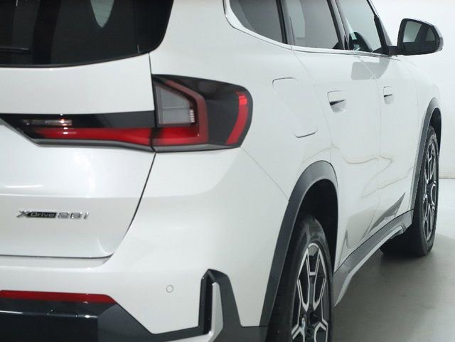 Certified 2023 BMW X1 xDrive28i w/ Premium Package AWD/4WD image 47