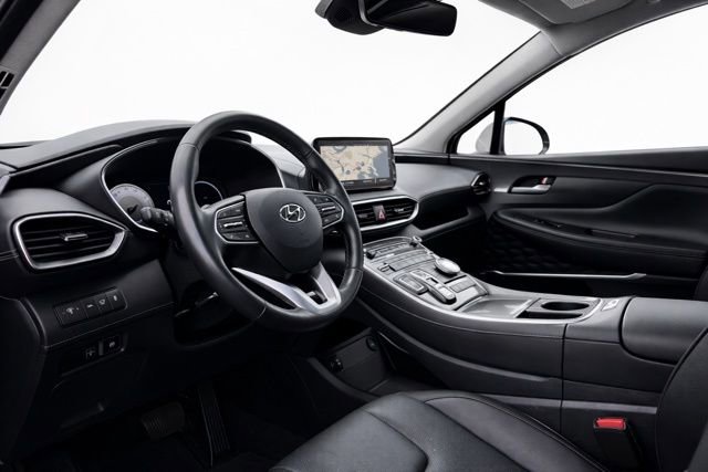 Used 2023 Hyundai Santa Fe Limited AWD/4WD image 11