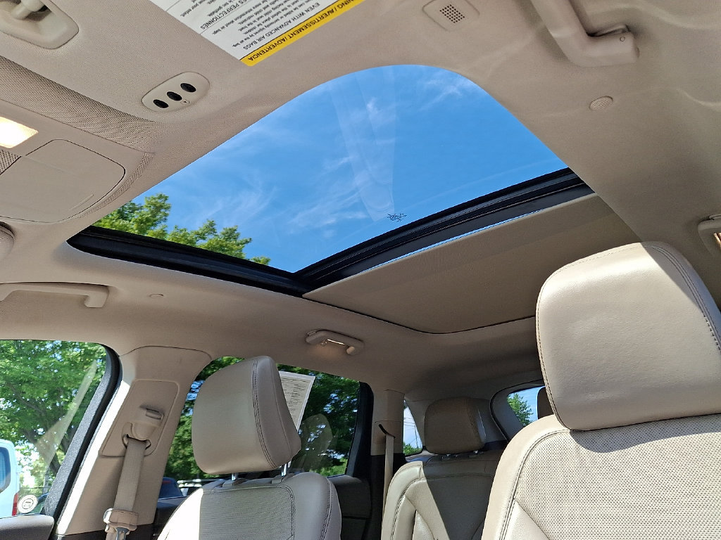 Certified 2023 Lincoln Nautilus Reserve AWD/4WD image 16