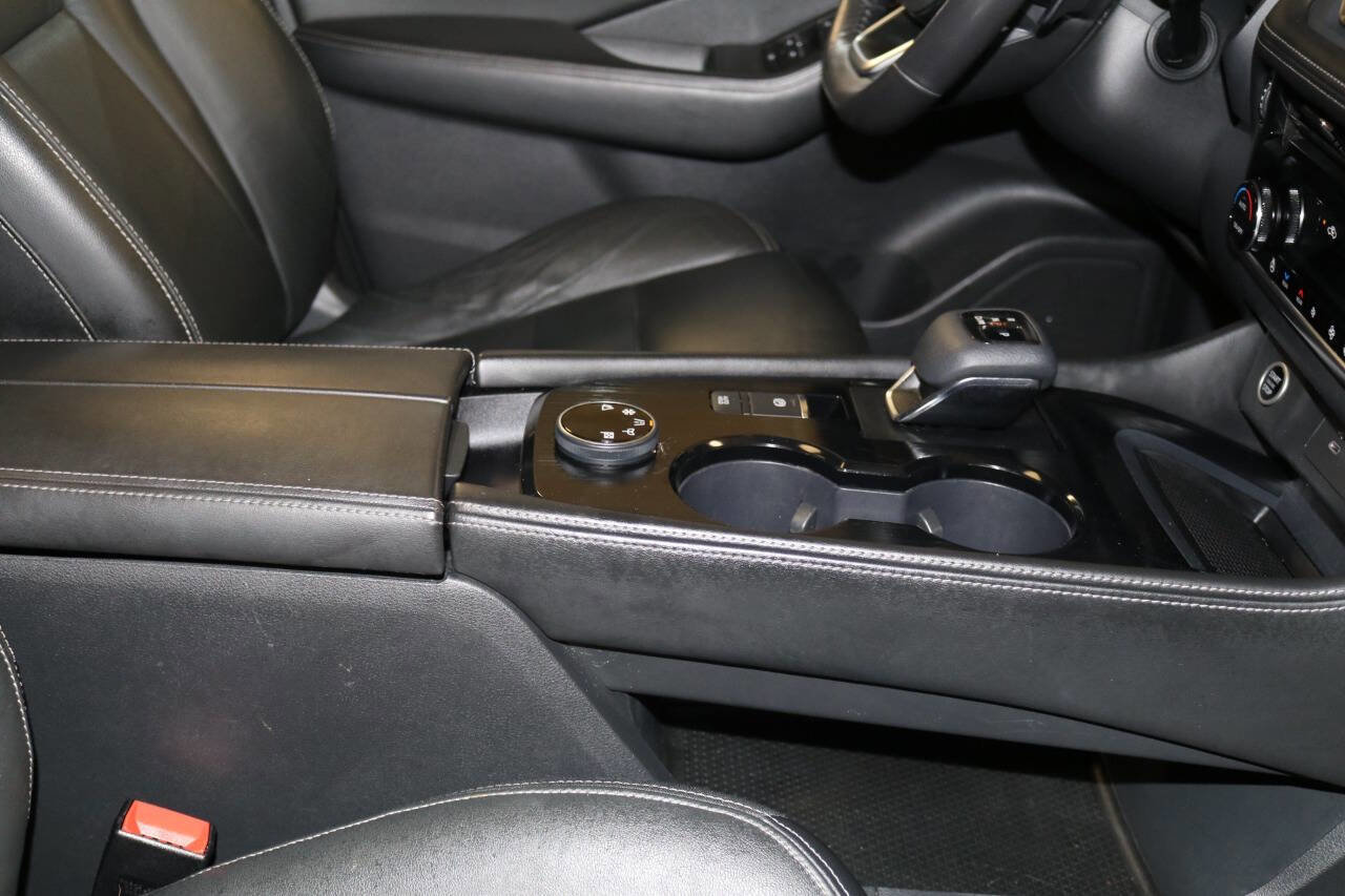 Used 2021 Nissan Rogue SL image 41