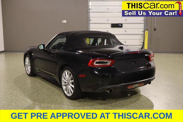 Used 2017 FIAT 124 Spider Lusso RWD image 6