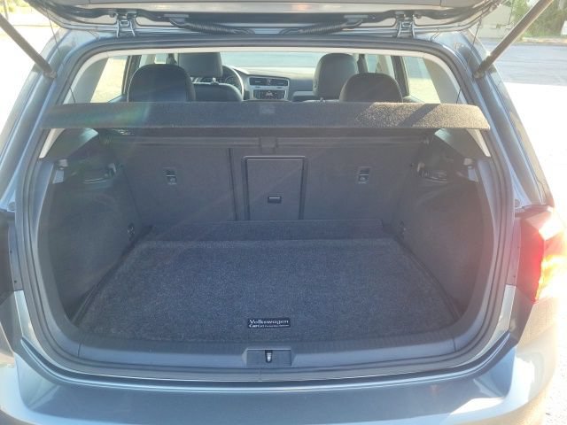 Used 2017 Volkswagen Golf Wolfsburg Edition FWD image 7