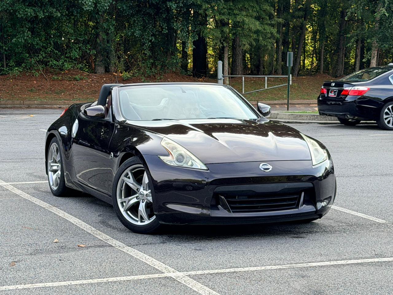 Used 2012 Nissan 370Z Touring w/ Sport Pkg RWD image 5