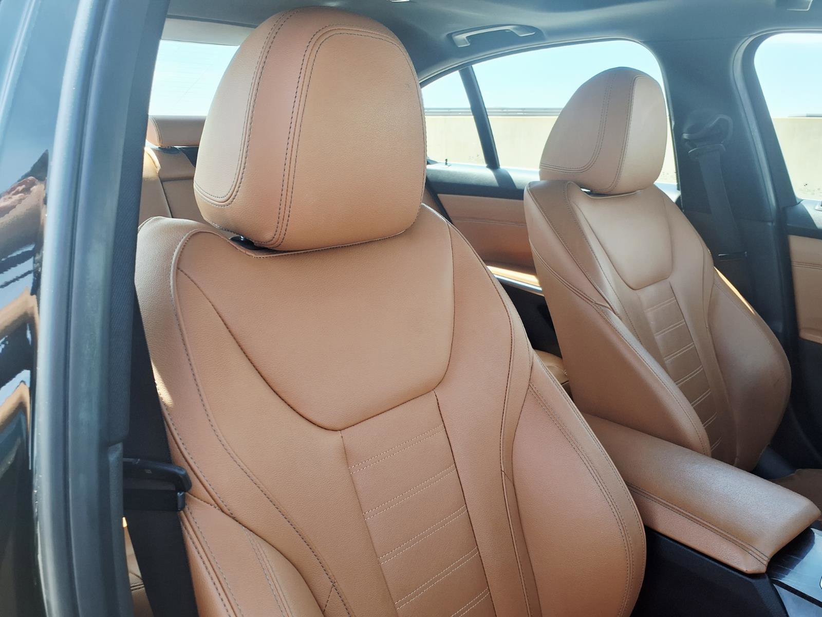 Used 2019 BMW 330i xDrive Sedan AWD/4WD image 12
