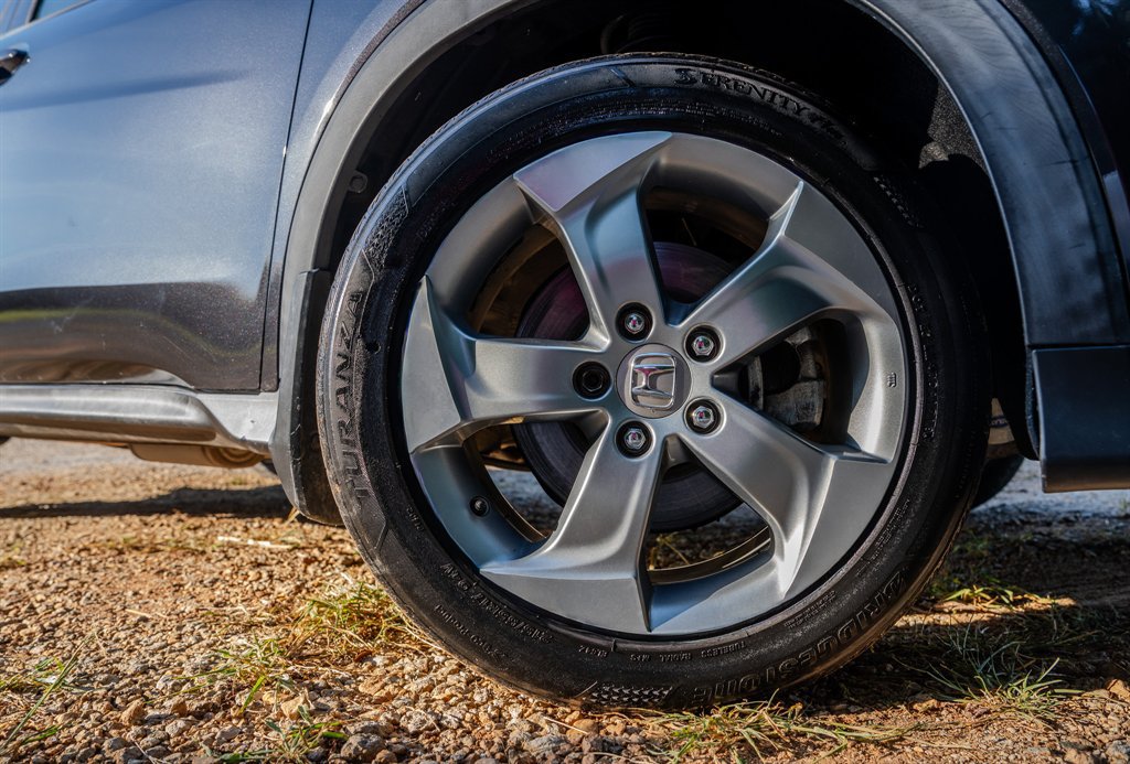Used 2017 Honda HR-V EX image 13