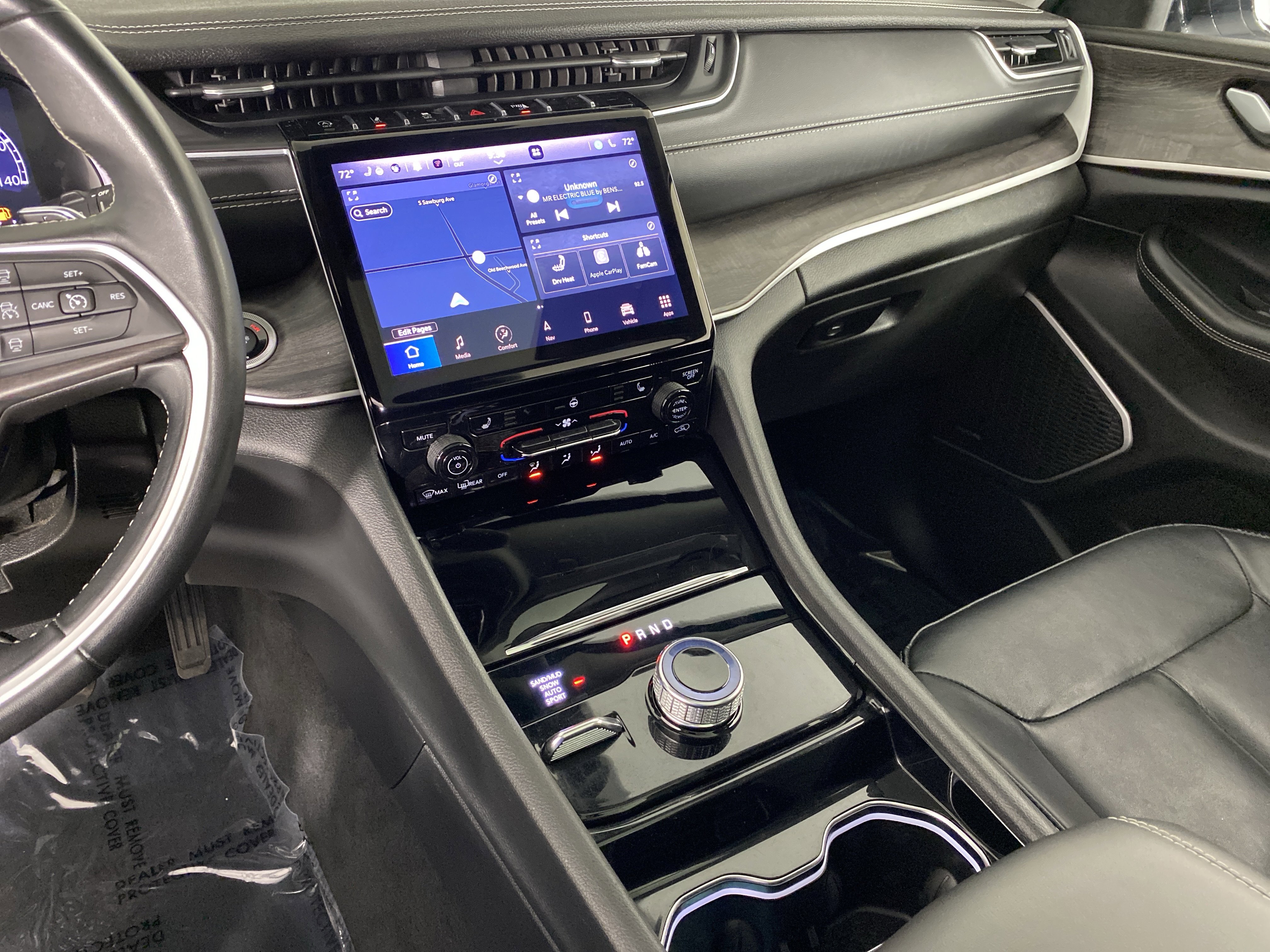 Used 2022 Jeep Grand Cherokee L Limited w/ MOPAR Finishing Package image 29