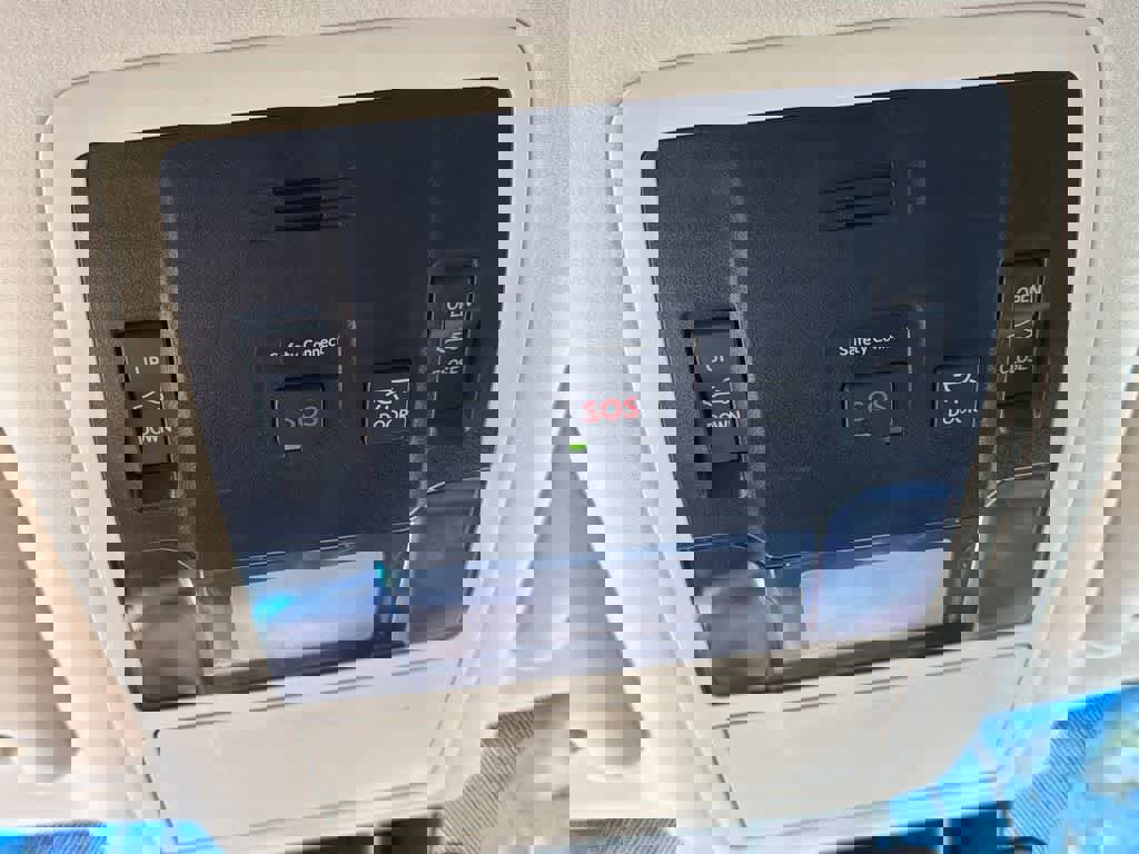 Used 2018 Lexus RX 350L FWD image 33