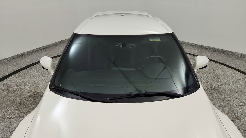 Used 2018 Nissan GT-R Premium AWD/4WD image 6